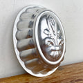 Moule ovale festonné motif lys