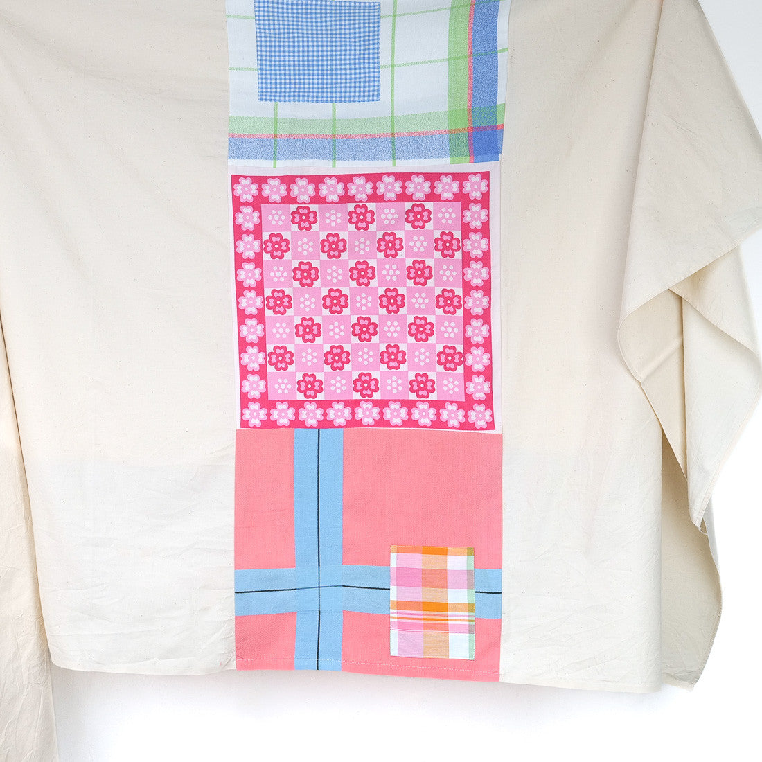 Nappe patchwork pièce unique rose bleu vert