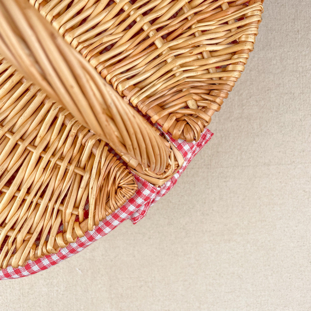 Panier motif Vichy rouge