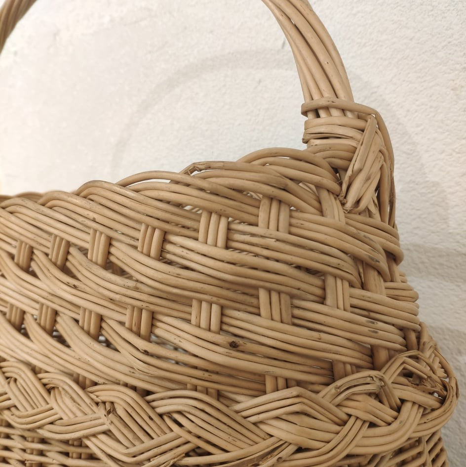 Panier tresses en osier naturel