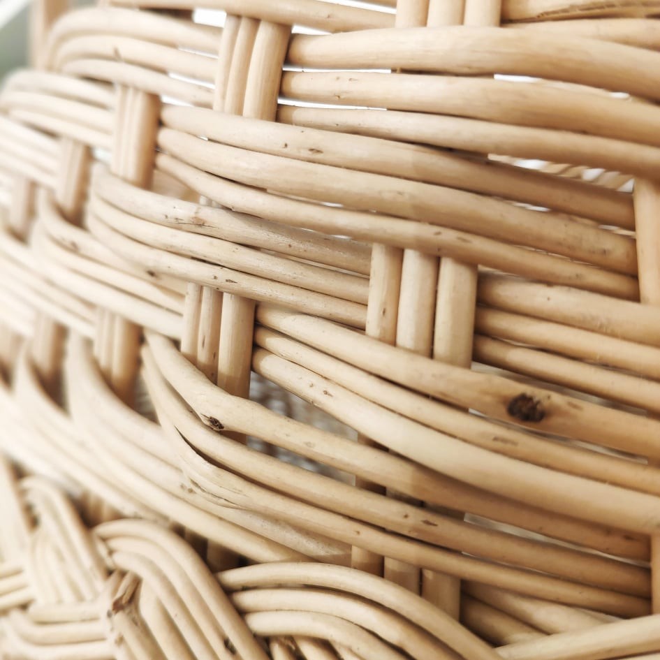 Panier tresses en osier naturel