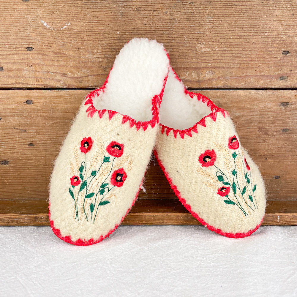 Pantoufles coquelicots en laine Maison Honorine