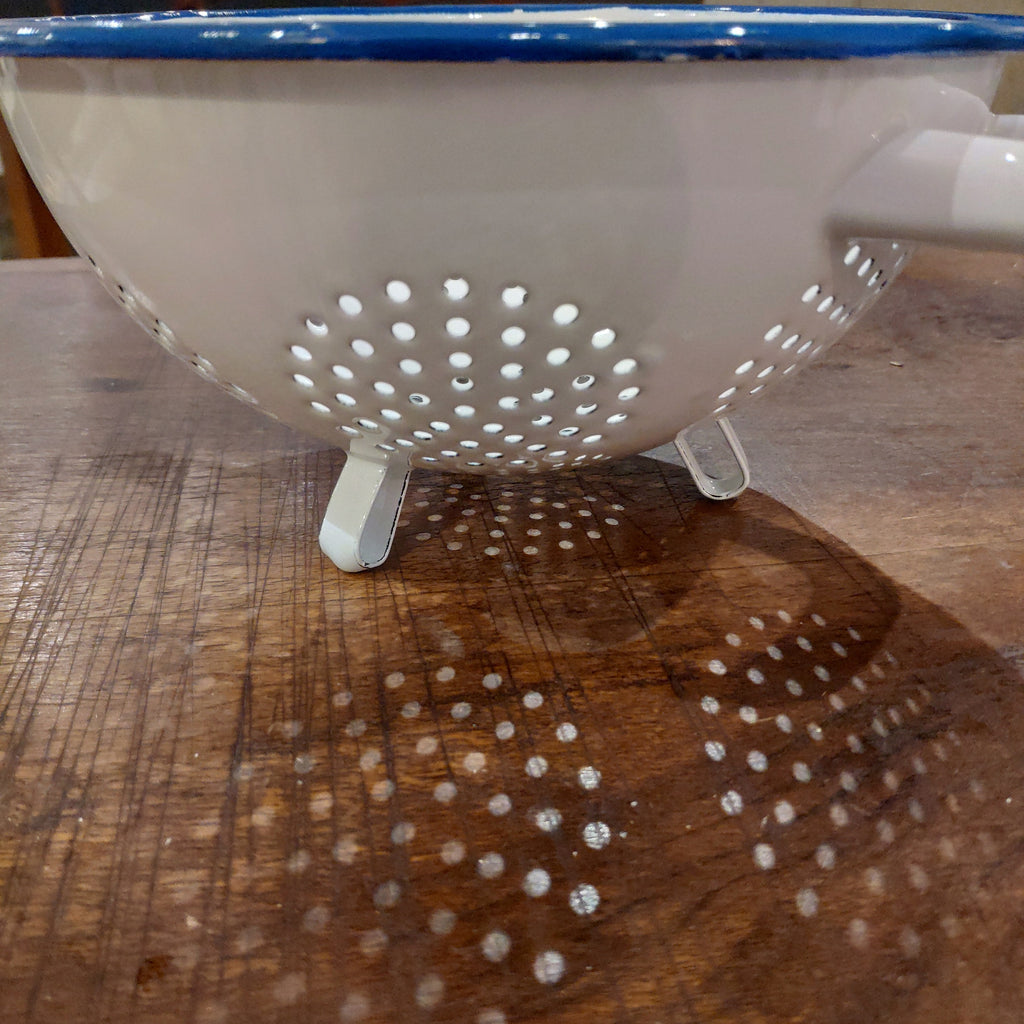 Passoire émail blanc Ø22cm