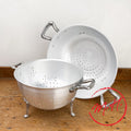 Passoire en aluminium sur pieds
