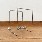 Pendule de Newton métal