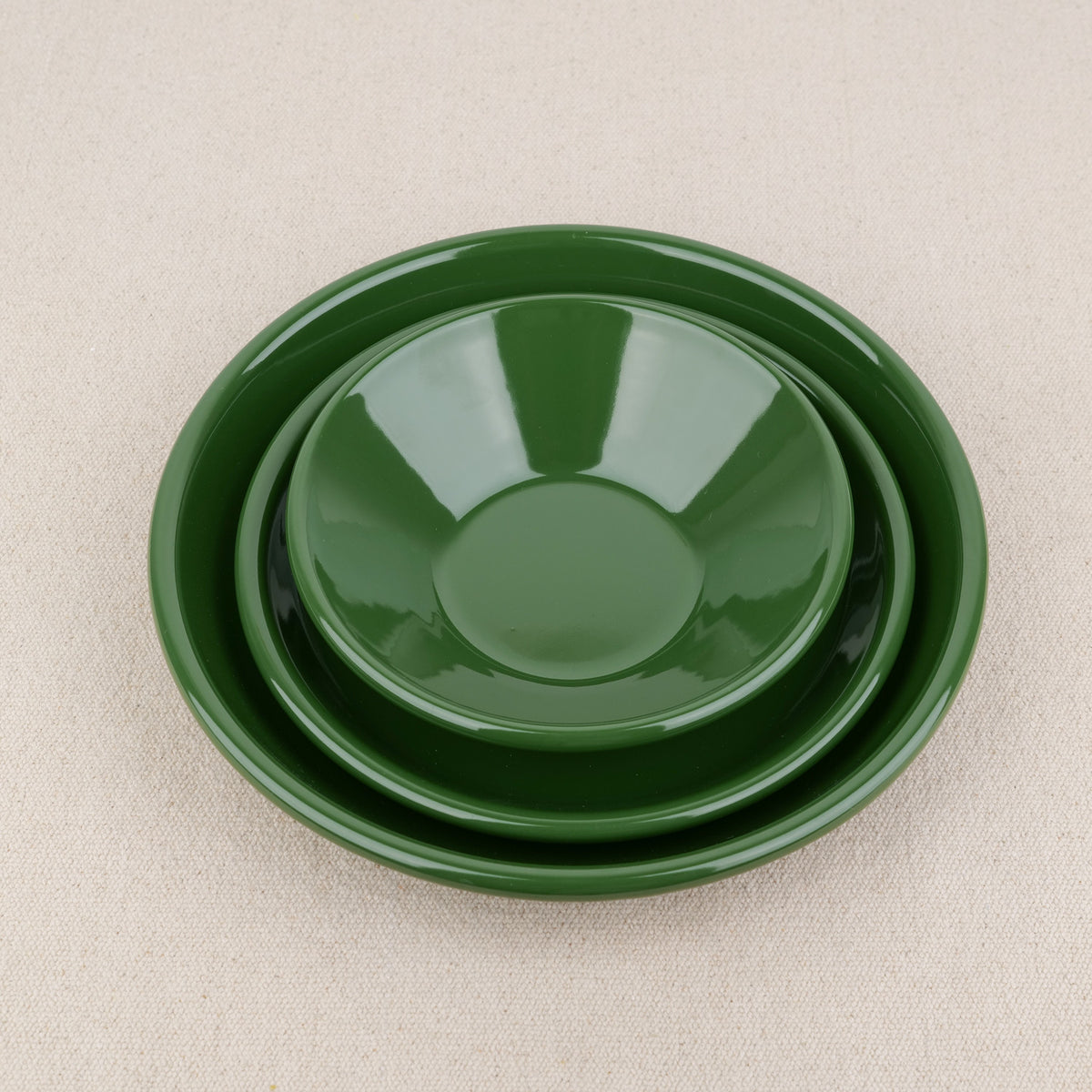 Petite assiette creuse en émail Ø 17cm