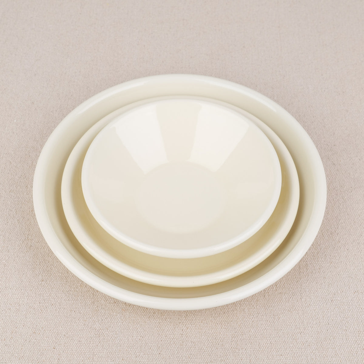 Petite assiette creuse en émail Ø 17cm