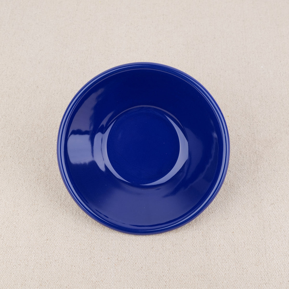 Petite assiette creuse en émail Ø 17cm