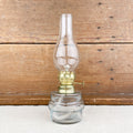 Petite lampe à pétrole verre et laiton