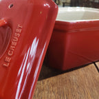Petite terrine cerise avec presse Le Creuset