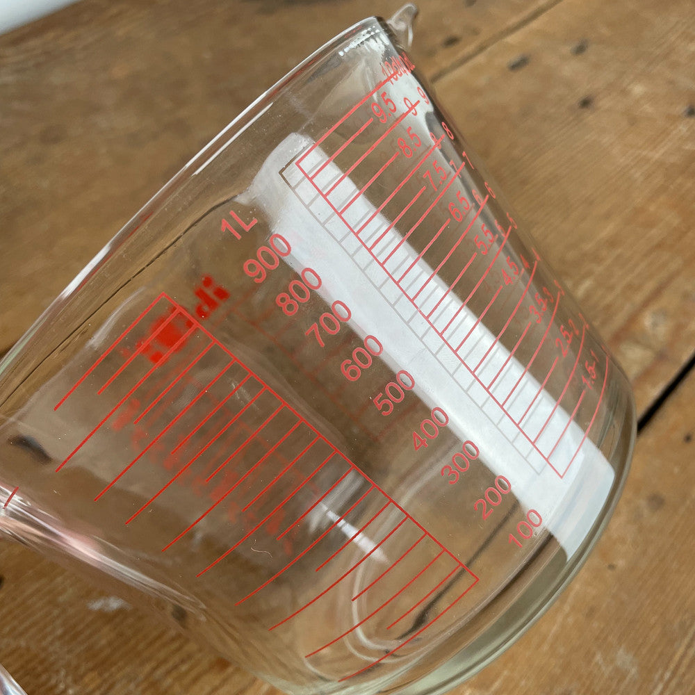 Pichet doseur en verre 0.5 L / 1 L
