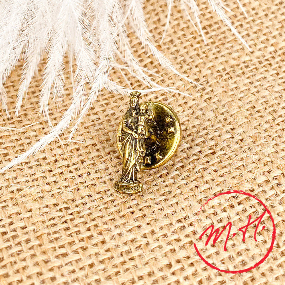 Pins Bonne Mère