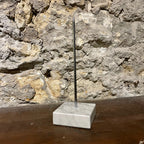Pique-fiches avec socle en marbre