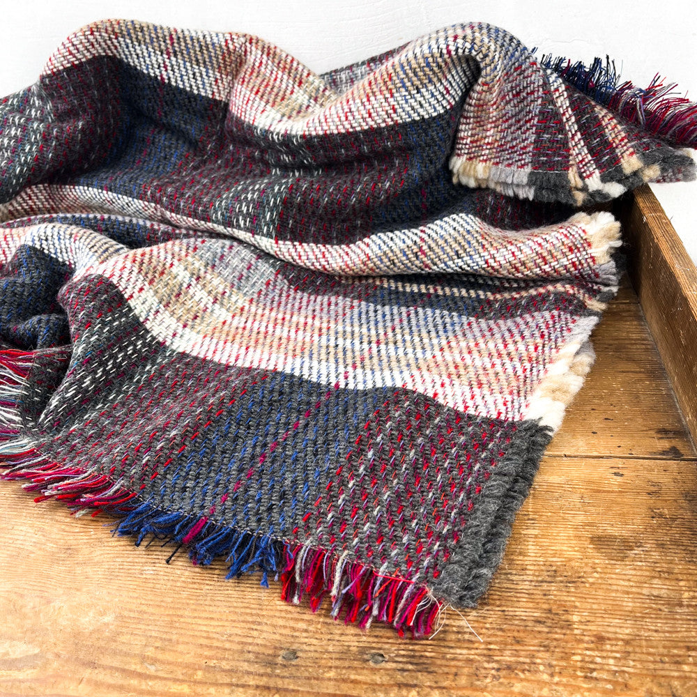 Plaid gallois en laine recyclée