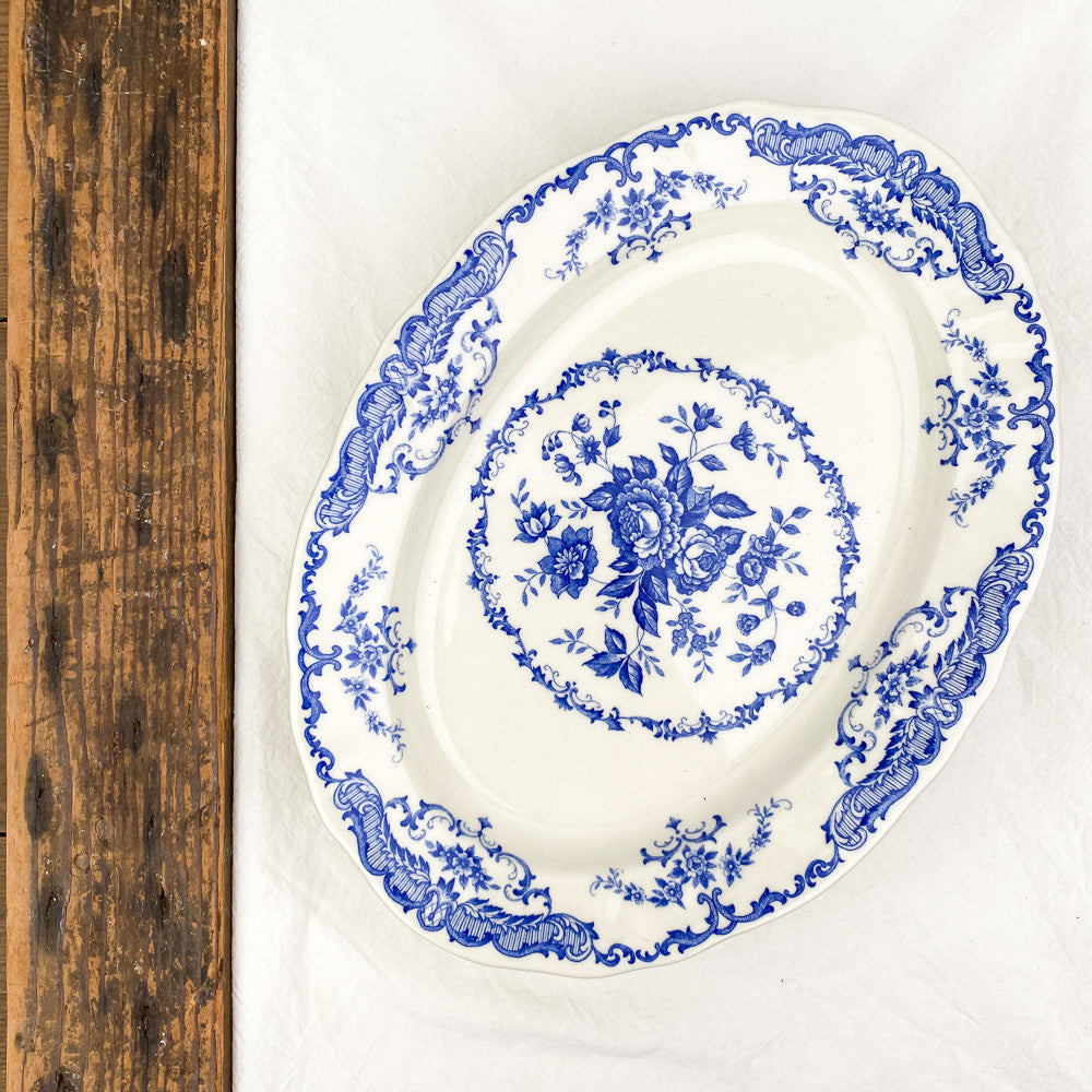 Plat ovale décor floral