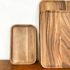 Plateau rectangulaire en bois d'acacia