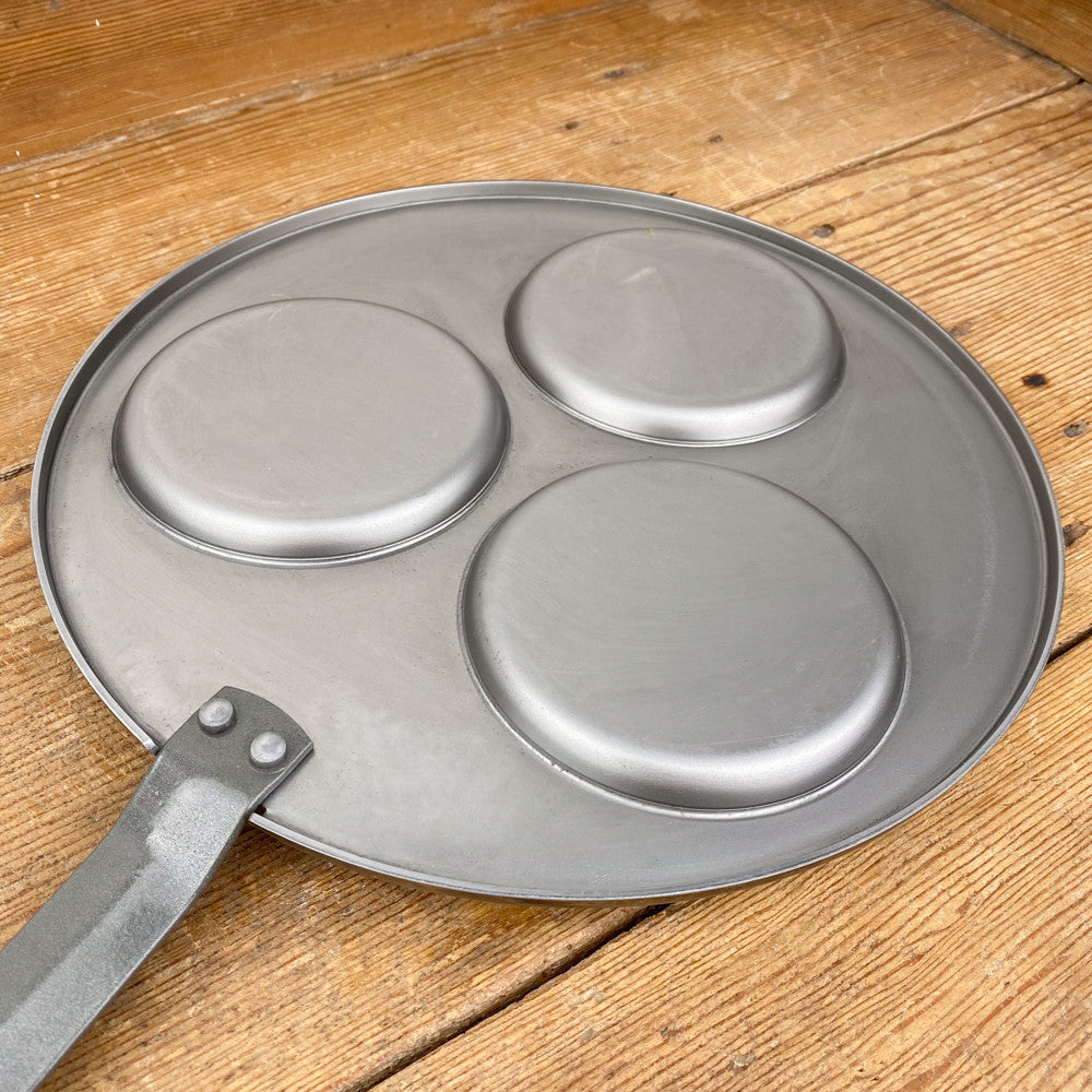 Poêle Minéral B pour 3 blinis