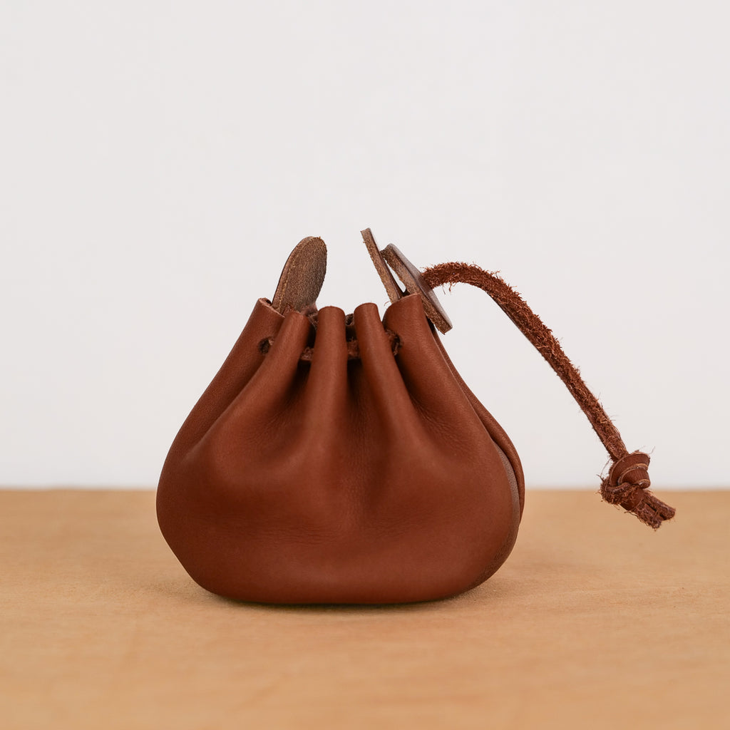 Tan leather drawstring coin purse 8 x 10 cm, raw leather cord, traditional shepherd's pouch style