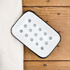 Porte-savon en émail avec egouttoir