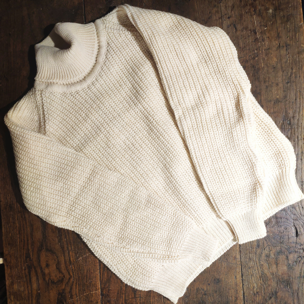 Pull col roulé crème