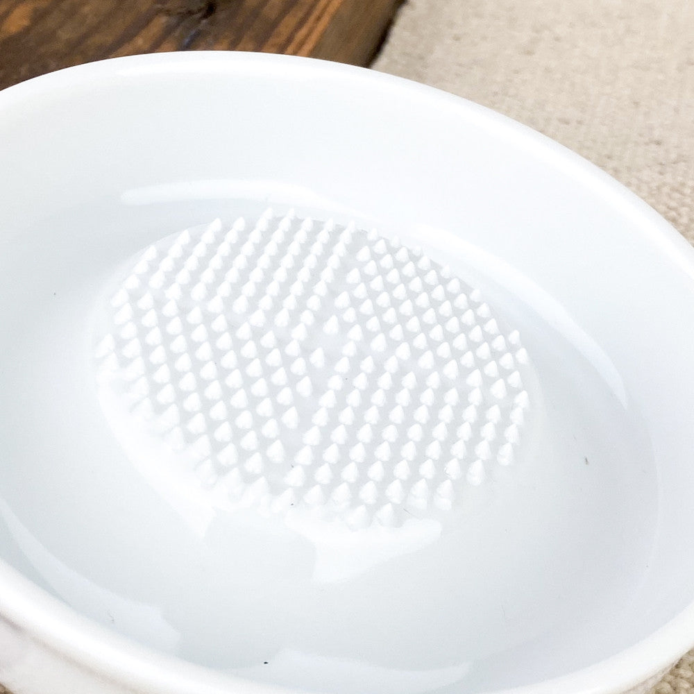 Râpe à gingembre en porcelaine