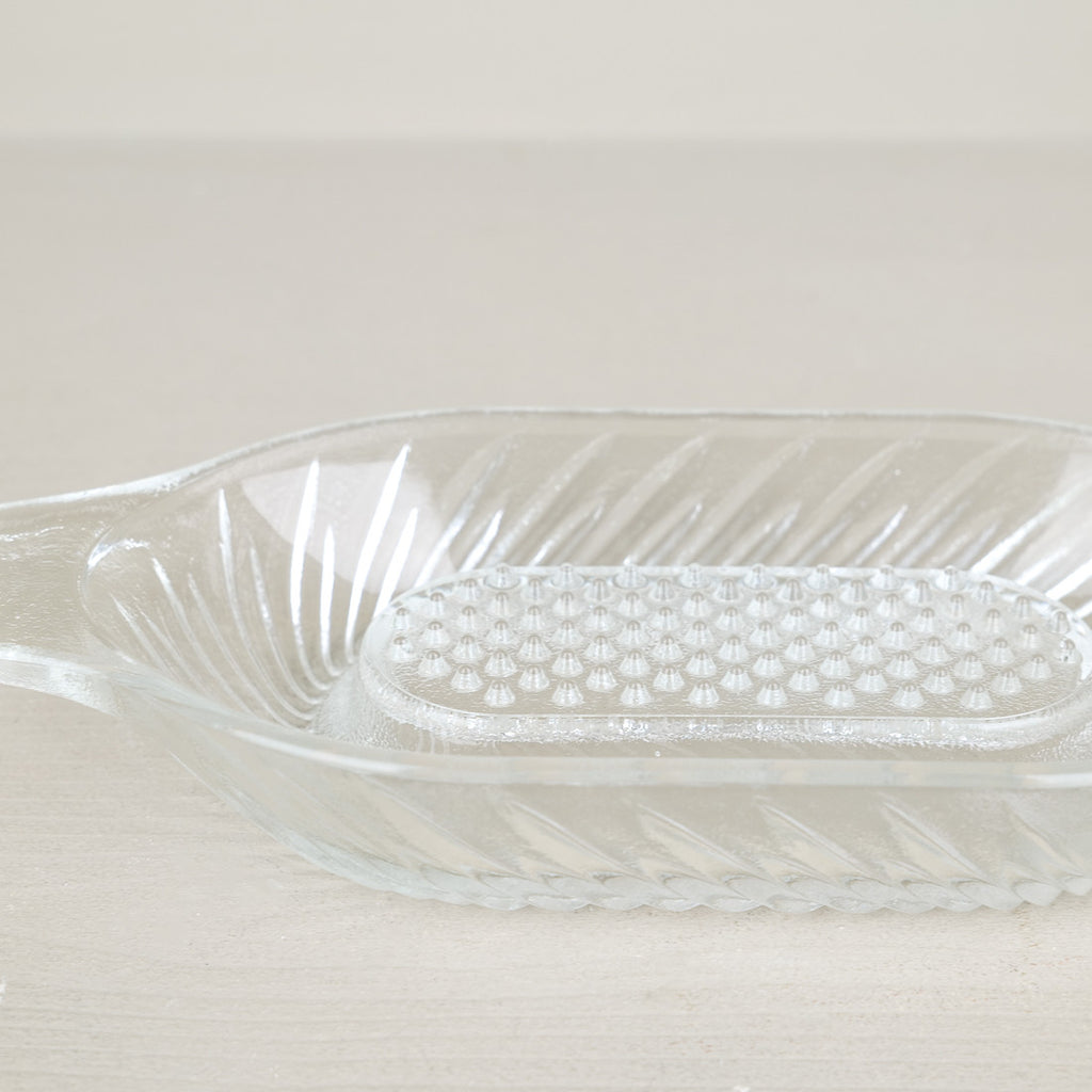 Râpe à pomme en verre
