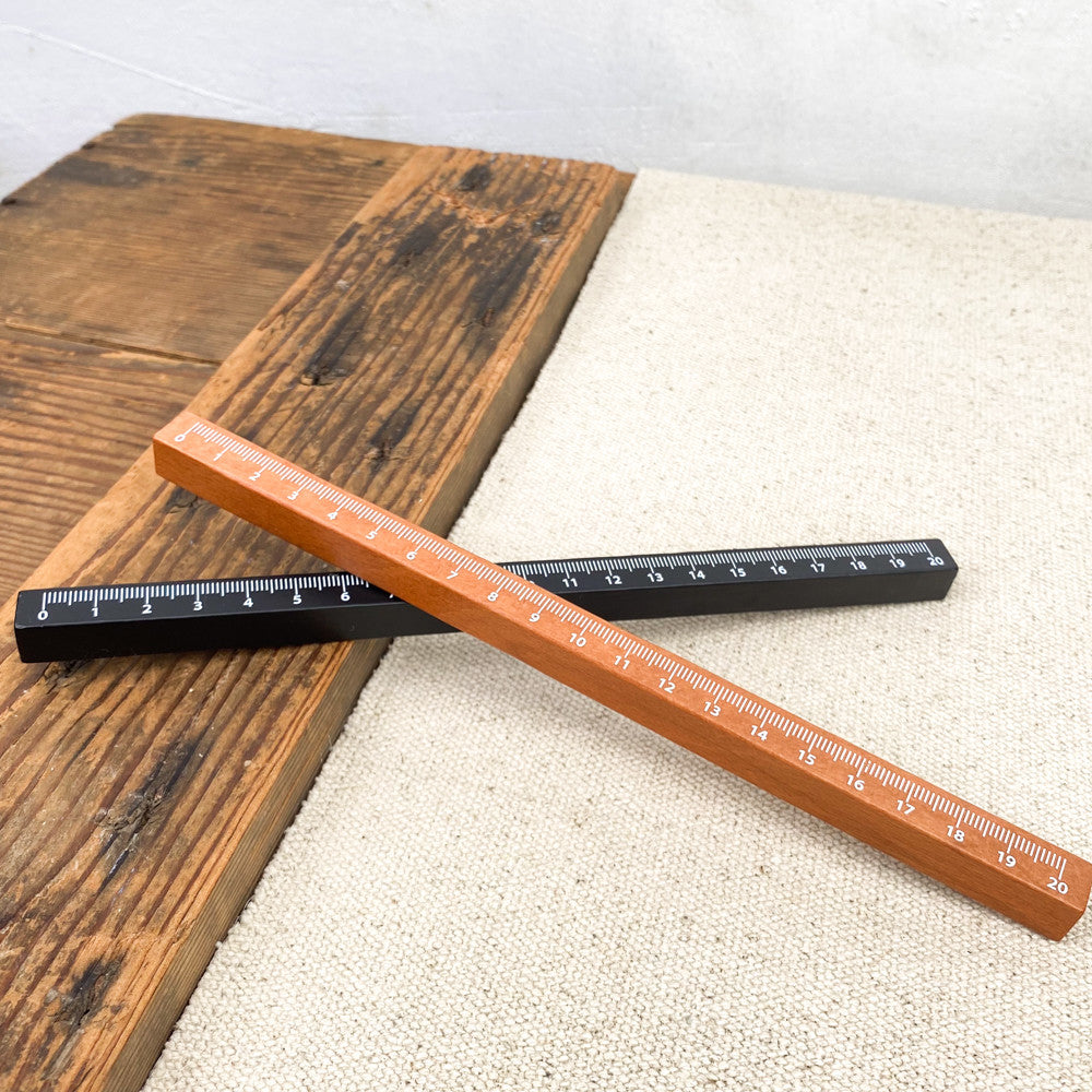 Règle en bois 20cm