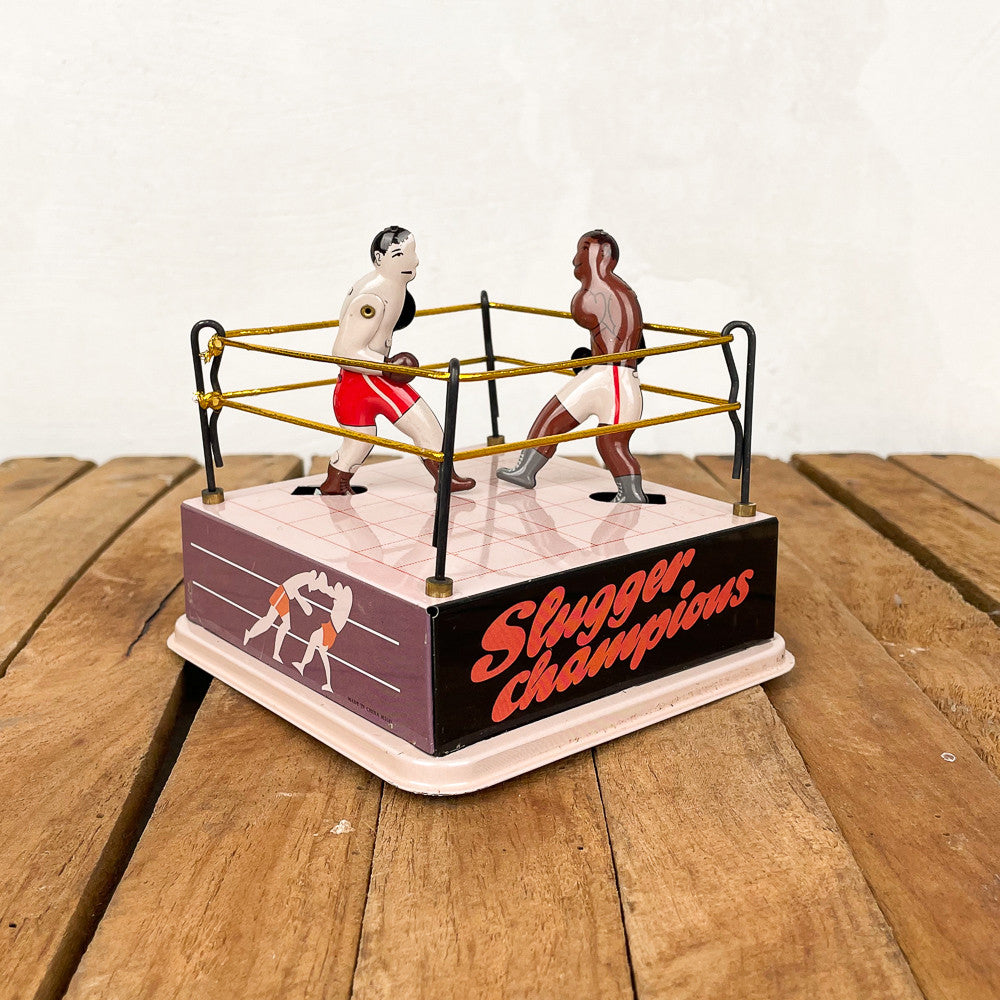 Ring de boxe mécanique