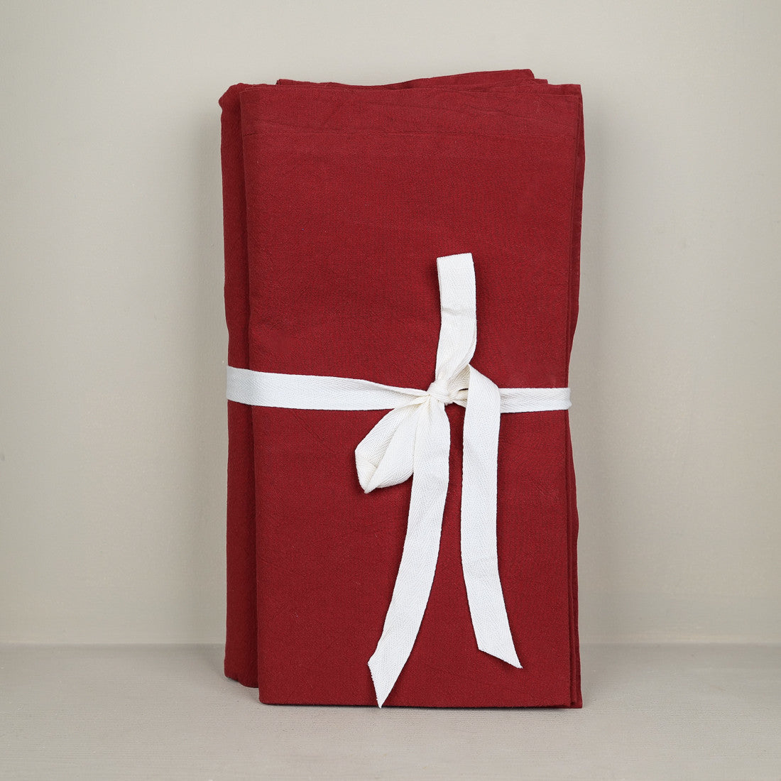 Housse de couette 230 × 260 cm et 2 taies d'oreiller 70 x 70 cm bordeaux