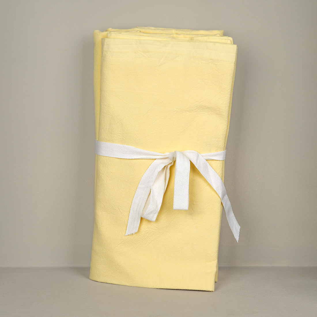 Housse de couette 230 × 260 cm et 2 taies d'oreiller 70 x 70 cm jaune pissenlit