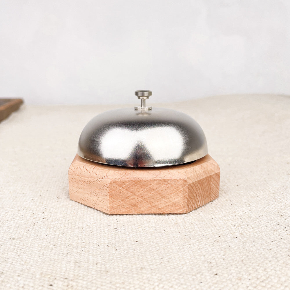 Sonnette de comptoir socle bois