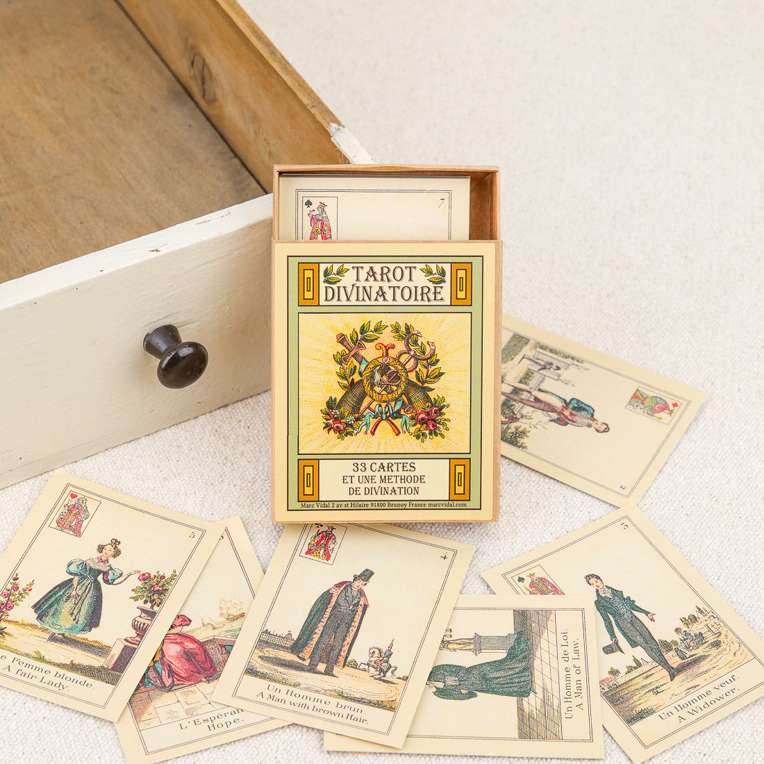 Cartes de tarot divinatoire