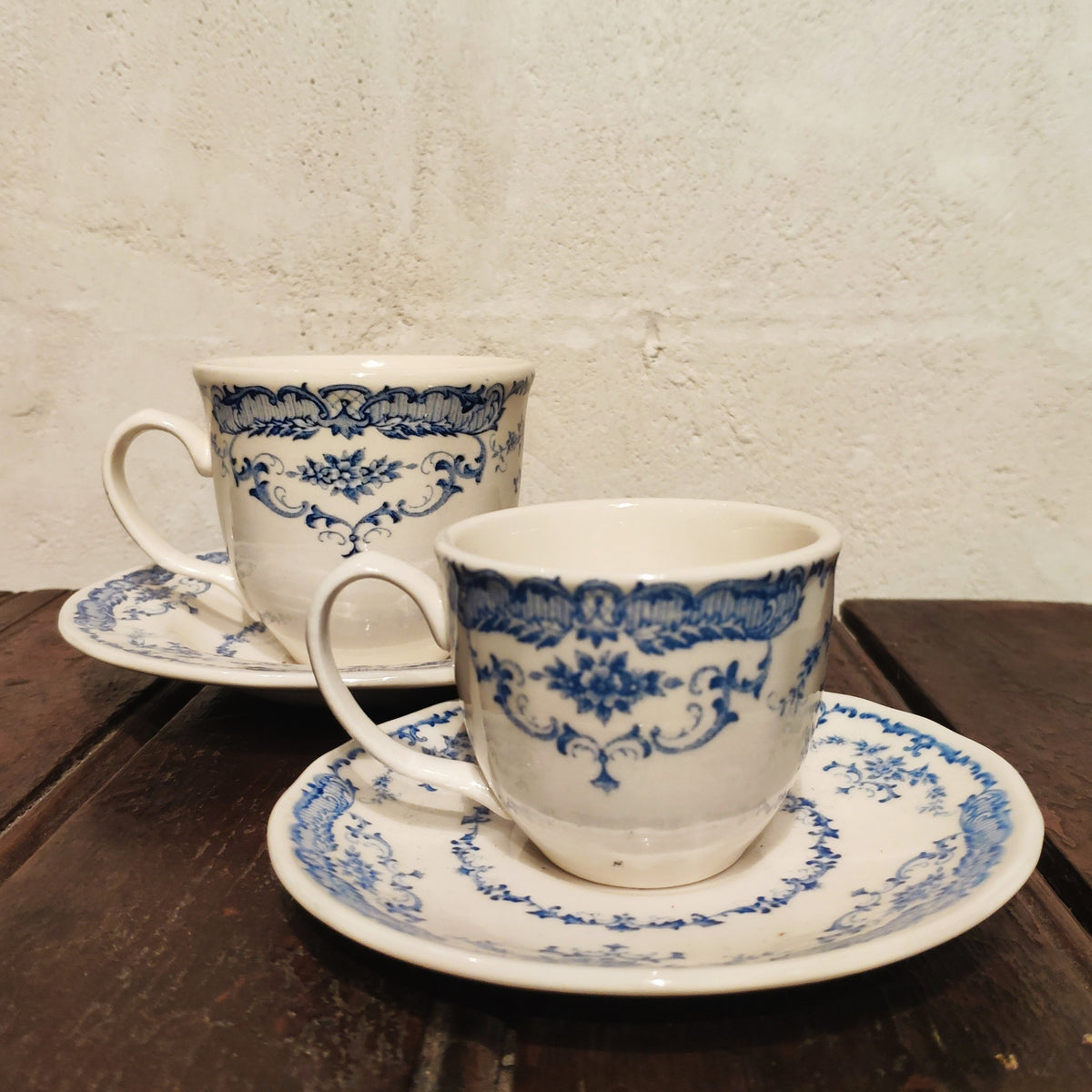 Tasse et soucoupe décor bleu