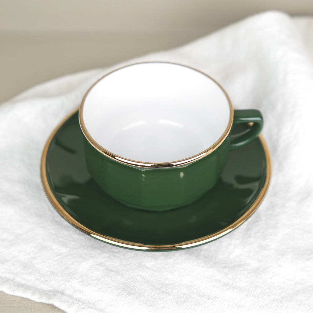 Tasse et soucoupe vert empire filet or