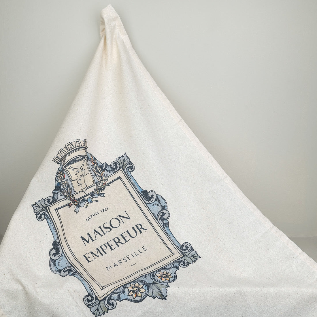 Torchon blason Maison Empereur