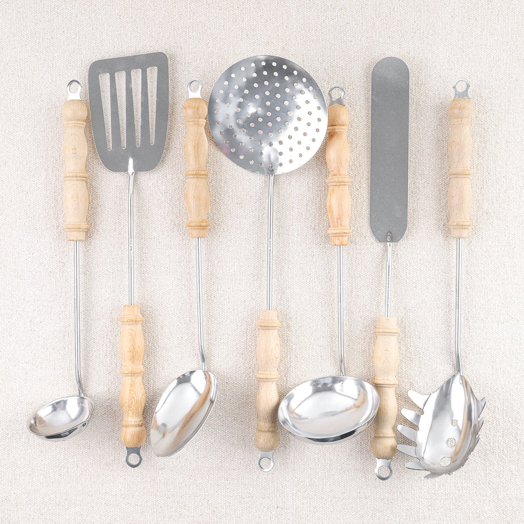 Ustensiles de cuisine en hêtre et inox