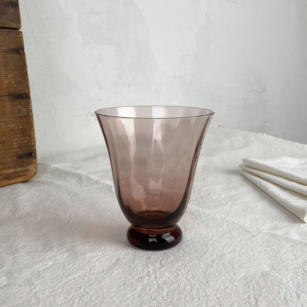 Verre à eau coloré