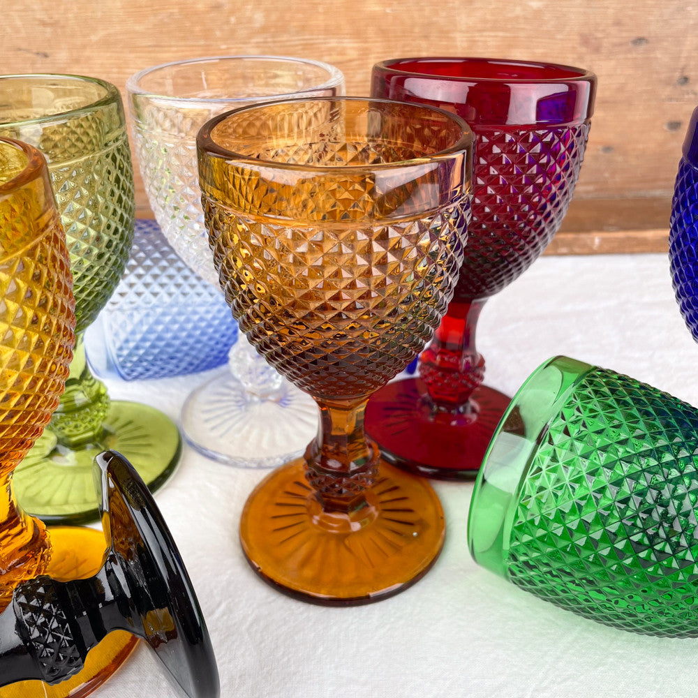 verre à pied ancien couleur ambre