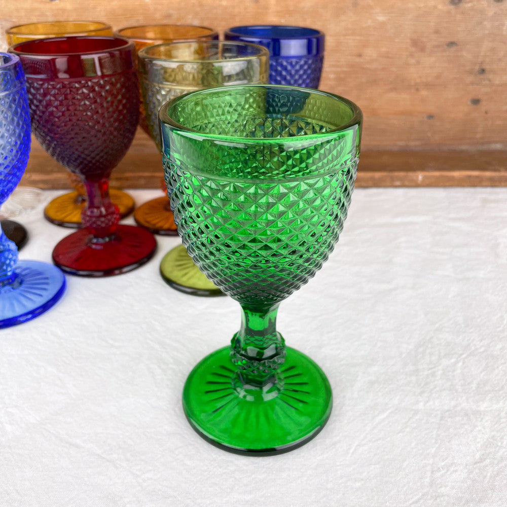 verre à vin vert fabriqué au portugal