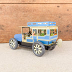 Voiture limousine beige et bleue mécanique