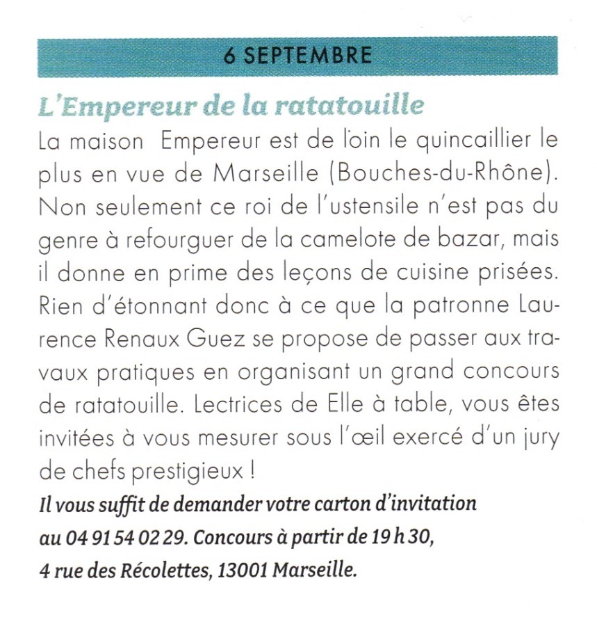 Elle à table